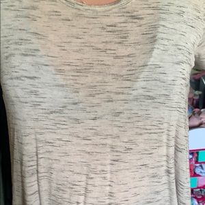 white and grey dash marks